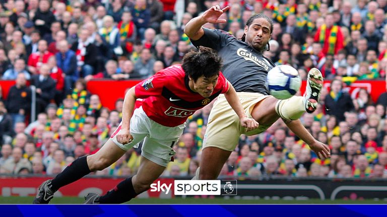 Manchester United's Ji-Sung Park scores his sides second goal

