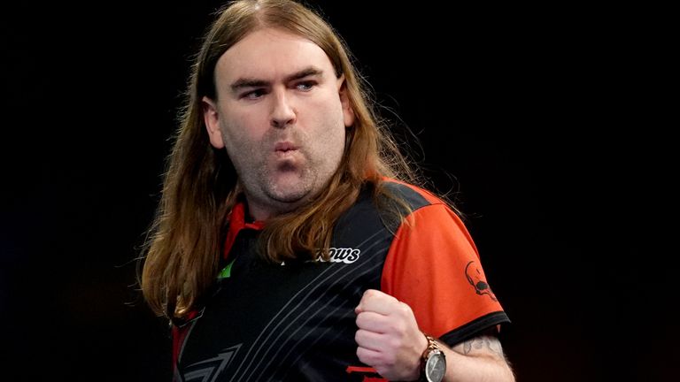 Ryan Searle took the Players Championship Seven title with a tournament average of 100.13