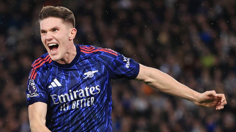Viktor Gyokeres celebrates after scoring Arsenal's third goal