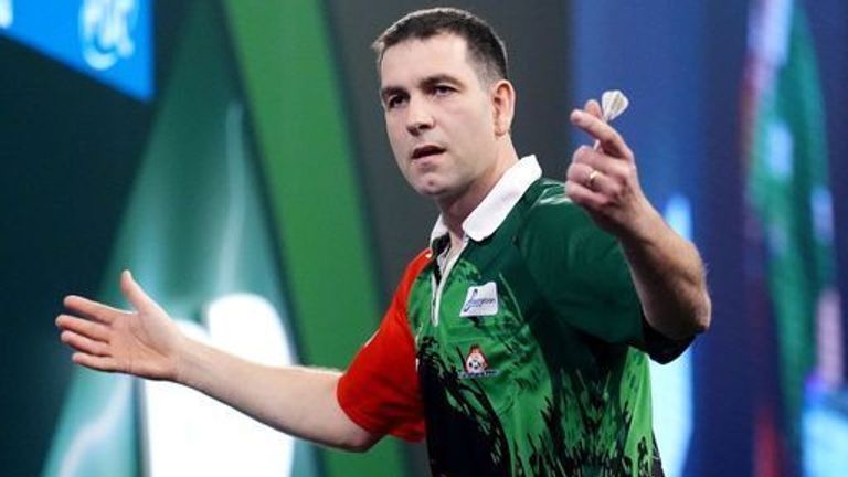 William O'Connor has called for the reintroduction of Premier League 'Challengers' after Gian van Veen was forced out of the trip to Dublin through surgery